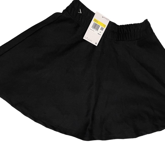 Nike Woman’s Air Pique Skirt S - Picture 2 of 5